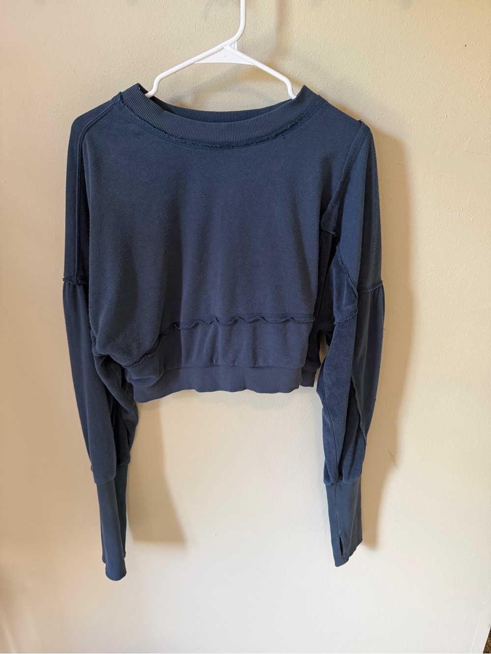 💙 Free People Movement Cropped Sweatshirt Size L